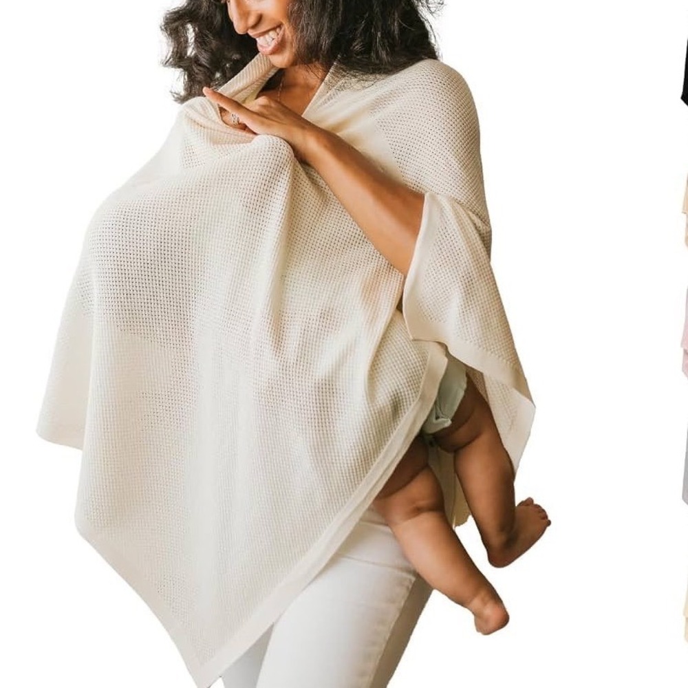 Kerisma Nursing Cover Cream Waffle Knit Poncho Breastfeeding Wrap Privacy